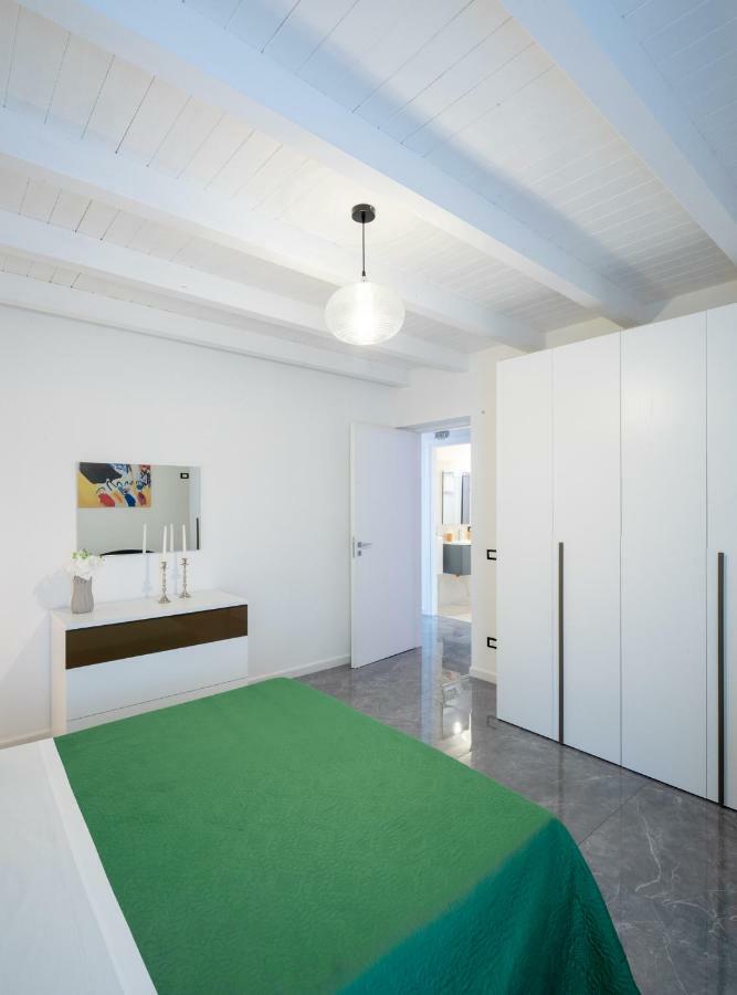 Arricampati Apartments Villa & Bringo Car Rental Carini Kültér fotó